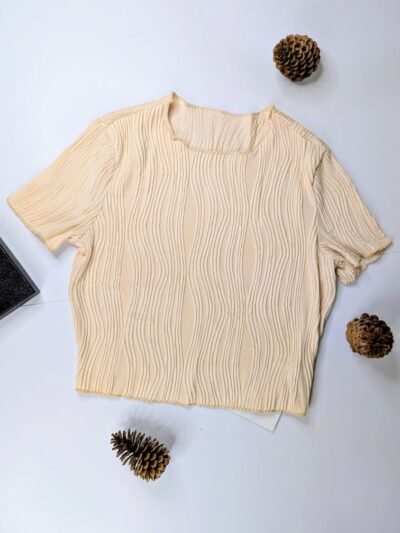 Blusas para damas, crop top con relieves de mujeres