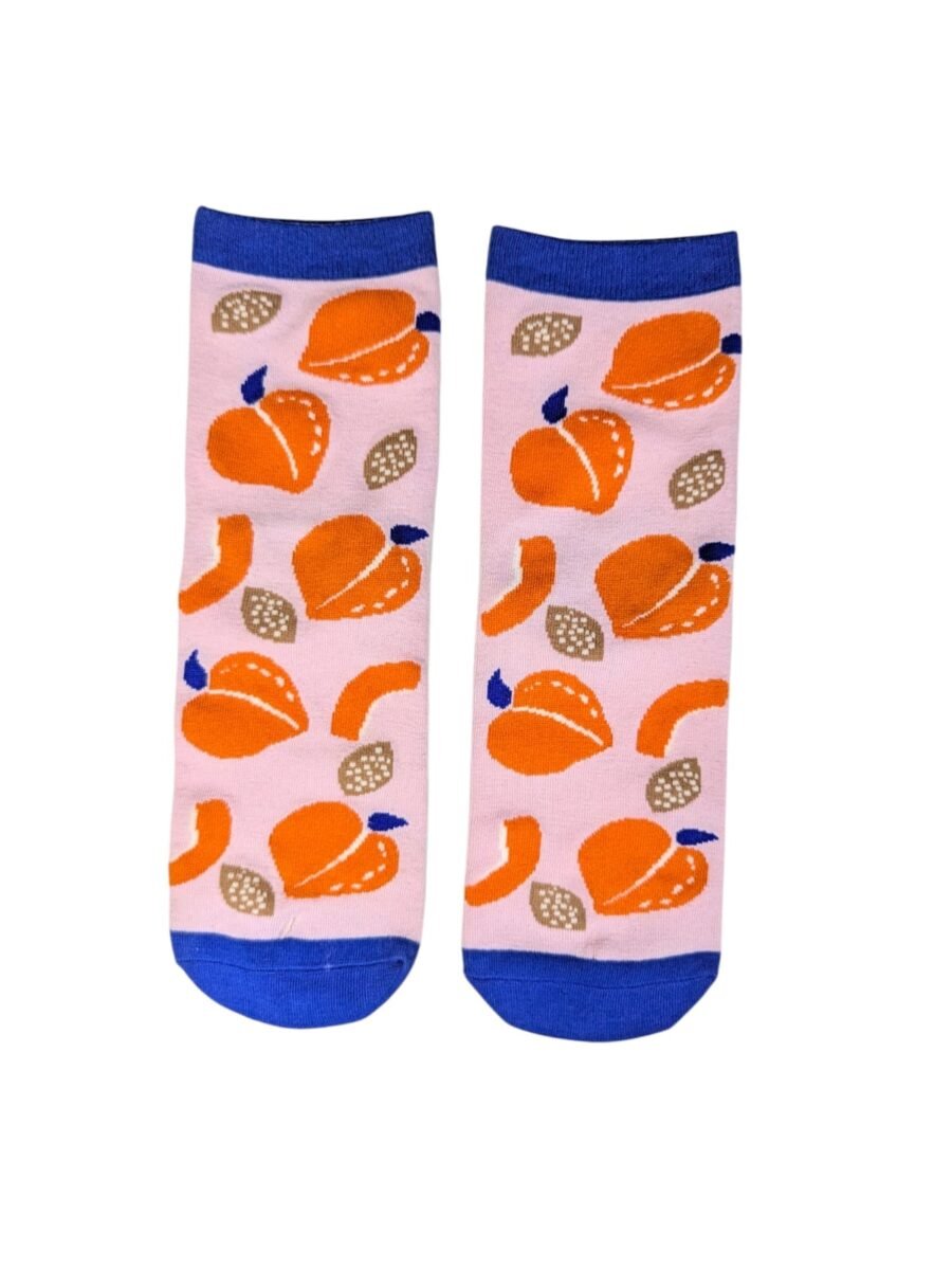 Calcetines semi altos estampados con diseños, dibujos, calcetas