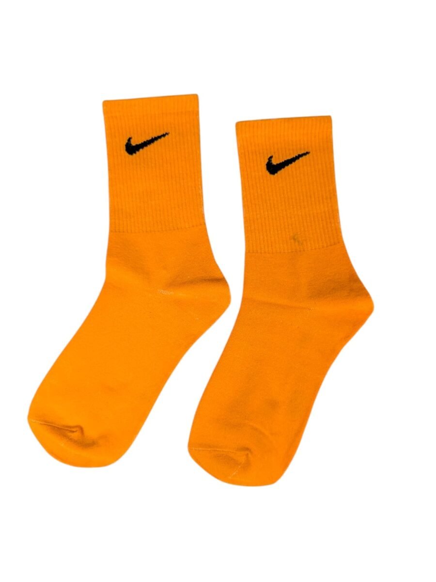 Calcetas Nike con diseños, altas de colores
