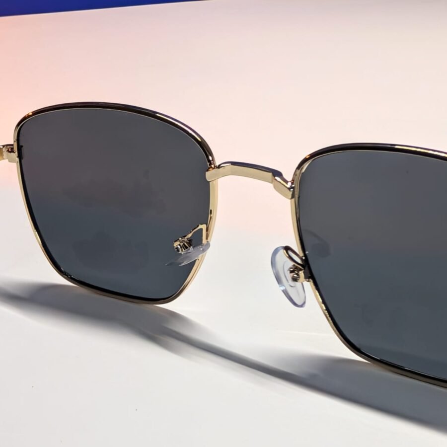 1 pieza Gafas de hombre con marco geométrico, estilo clásico punk de cobre para pesca al aire libre, viajes, festivales musicales, accesorios elegantes, accesorios de playa, que combinan con suéter, chaqueta, sudadera, pantalones de cuero y pantalones cargo para verano, vacaciones, al aire viajes