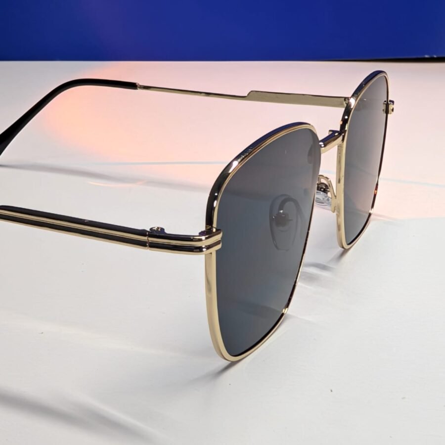 1 pieza Gafas de hombre con marco geométrico, estilo clásico punk de cobre para pesca al aire libre, viajes, festivales musicales, accesorios elegantes, accesorios de playa, que combinan con suéter, chaqueta, sudadera, pantalones de cuero y pantalones cargo para verano, vacaciones, al aire viajes