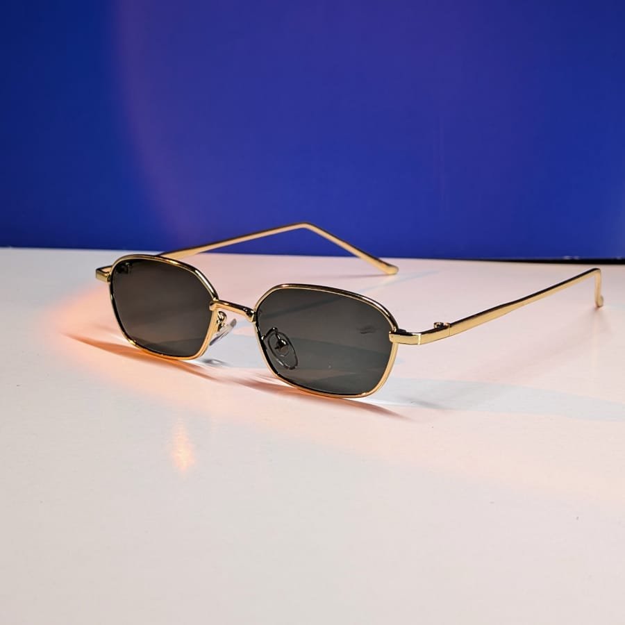 Gafas de moda decorativas cuadradas de metal unisex, para hombres y mujeres, gafas de montura completa para verano lentes de sol a la moda