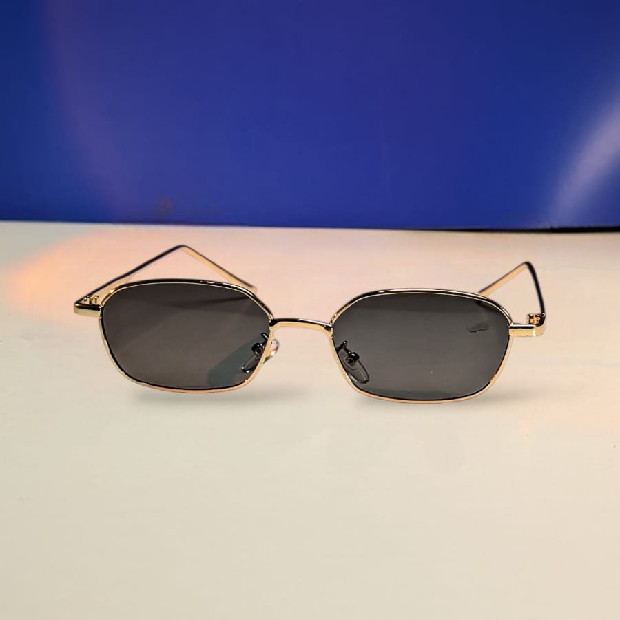 Gafas de moda decorativas cuadradas de metal unisex, para hombres y mujeres, gafas de montura completa para verano lentes de sol a la moda