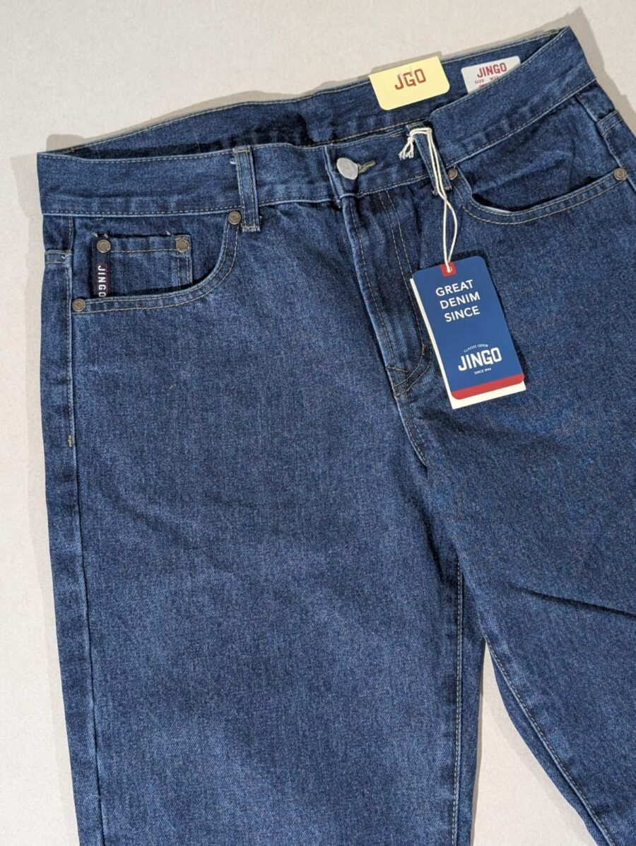 Pantalón Jingo imitación de mezclilla, corte recto clásico y casual para hombre, disponible en Petróleo, Azul, Negro.