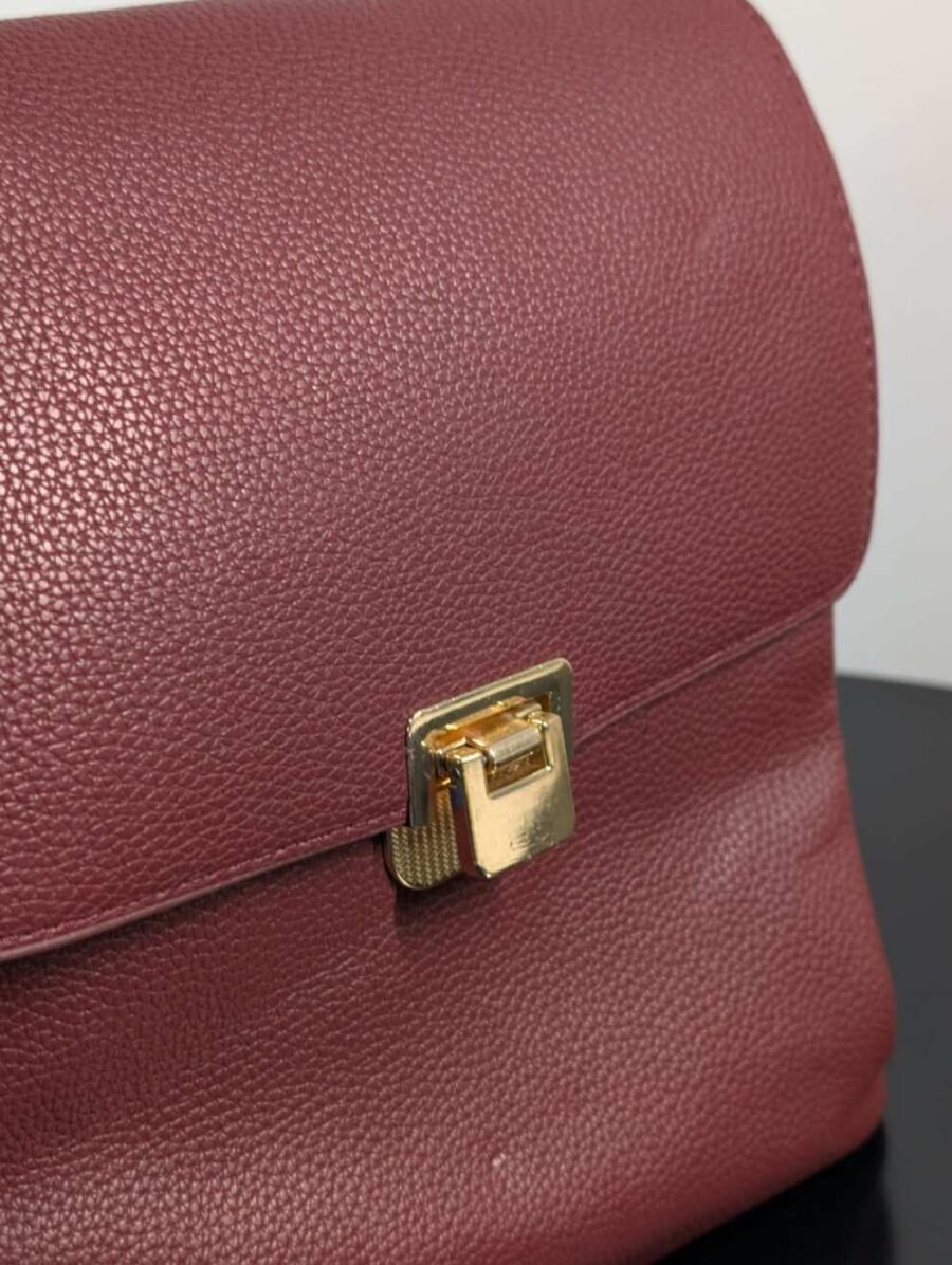 Mini mochila elegante para mujeres de cuerina de alta resistencia
