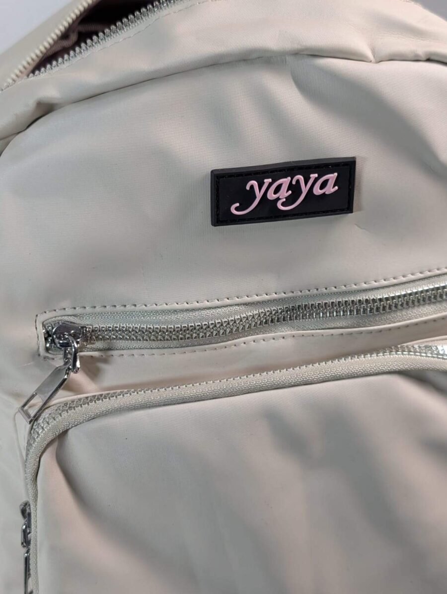 Bolso mochila pequeña marca Yaya para mujeres