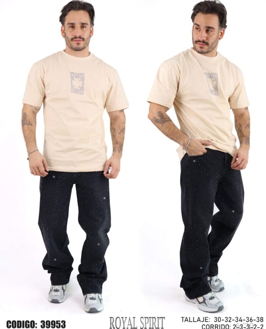 Pantalón baggy Royal Spirit con perlas negras y detalles brillantes, estilo moderno y urbano, disponibles en varias tallas para hombre.