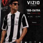 Vizio Camisa para hombres, estilo urbano, camisa polo sport de lineas / franjas verticales TRUE, con botones